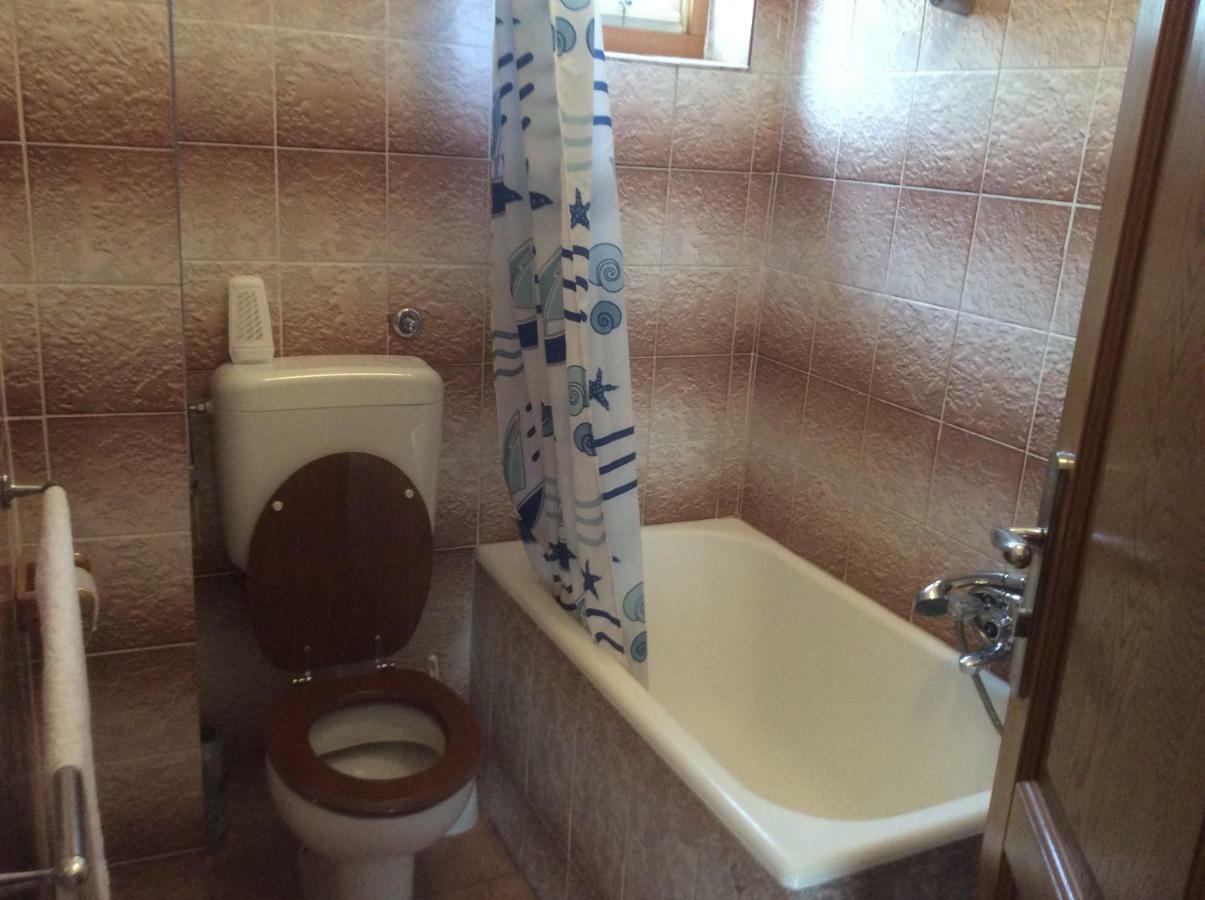 Apartman Nadia Karlobag Buitenkant foto